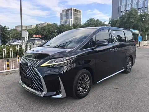Lexus LM 2020
