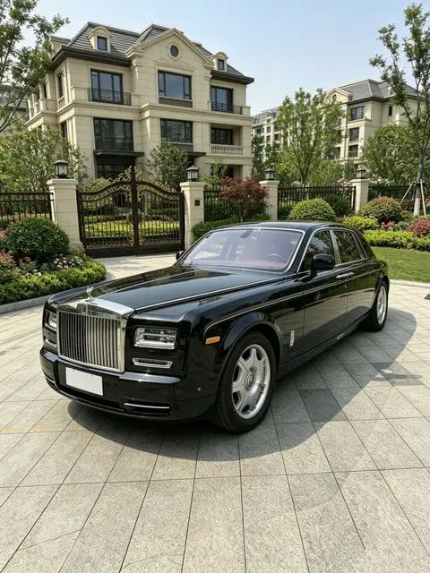 Rolls Royce 幻影 2013