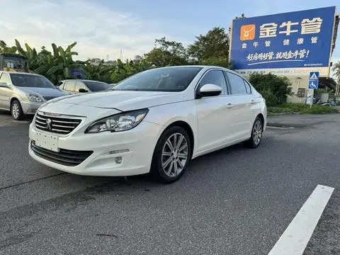 Peugeot 408 2015 — фото 1