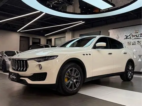Maserati Levante 2021