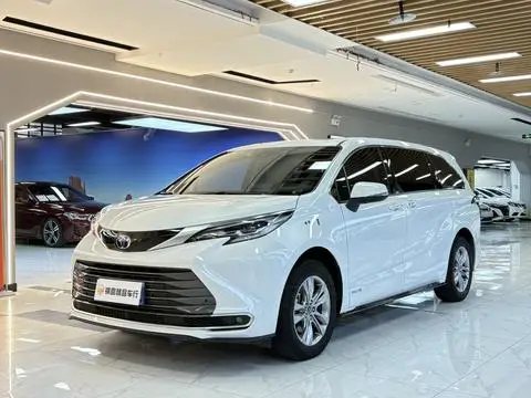 Toyota 赛那 2023
