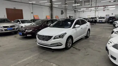 Hyundai Mistra 2014