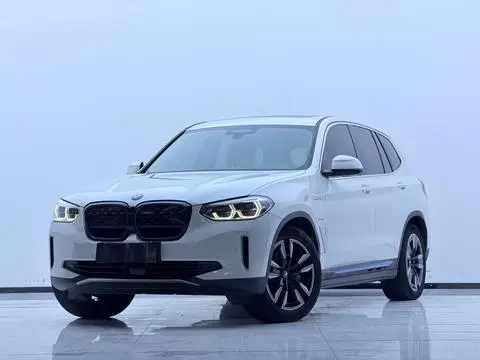 BMW iX3 2021