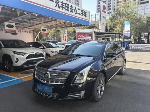 Cadillac XTS 2013