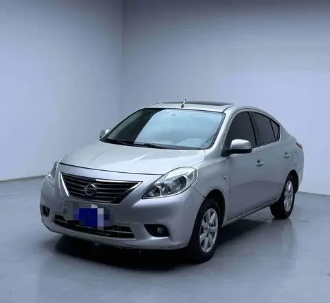 Nissan 阳光 2011