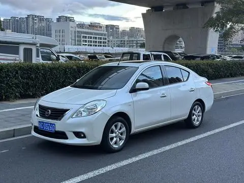 Nissan 阳光 2011