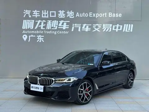 BMW 5 Series 2022 — фото 1