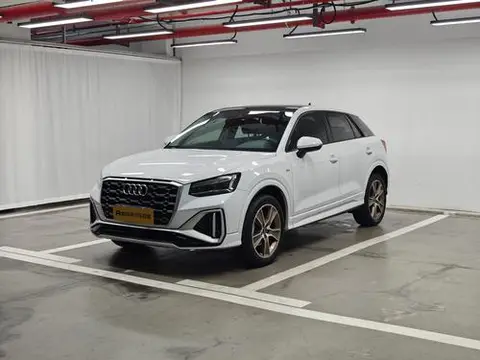 Audi Q2L 2022