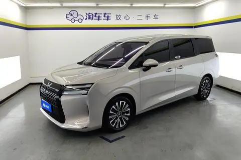Wuling 星光730 PHEV 2025