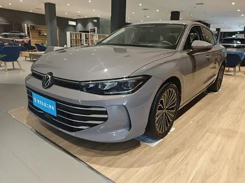 Volkswagen Passat 2025