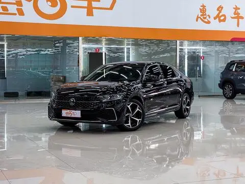 Volkswagen Passat 2022