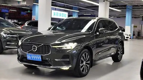 Volvo XC60 2022