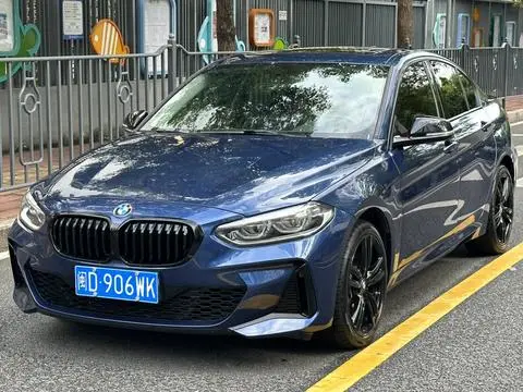 BMW 1 Series 2021