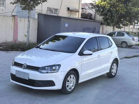 Volkswagen Polo 2016