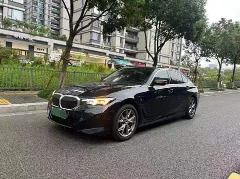 BMW i3 2025