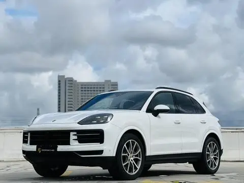 Porsche Cayenne 2024