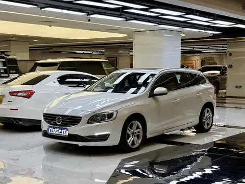 Volvo V60 2017