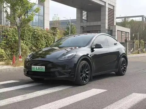 Tesla Model Y 2022 — фото 1