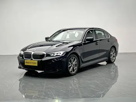 BMW i3 2025