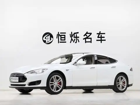 Tesla Model S 2014