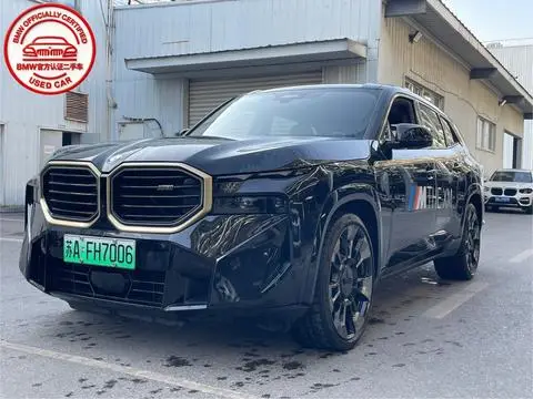BMW XM 2023 — фото 1