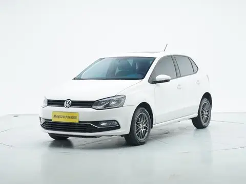 Volkswagen Polo 2016 — фото 1