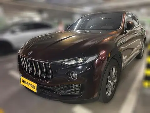 Maserati Levante 2021 — фото 1