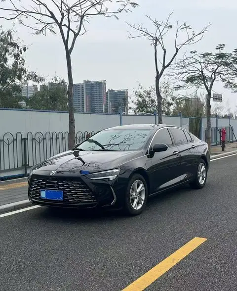 Buick Regal 2025