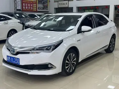 Toyota Corolla 2017 — фото 1
