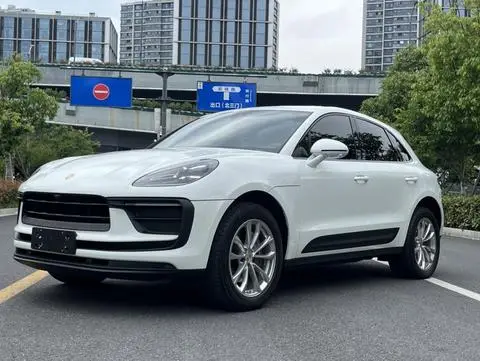Porsche Macan 2022