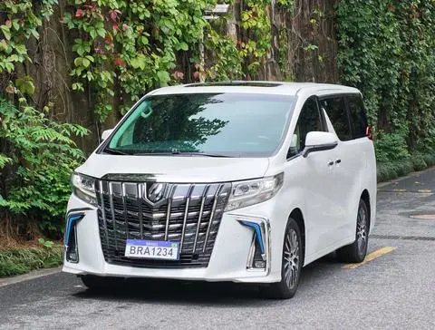 Toyota 埃尔法 2015