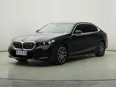 BMW i5 2024 — фото 1