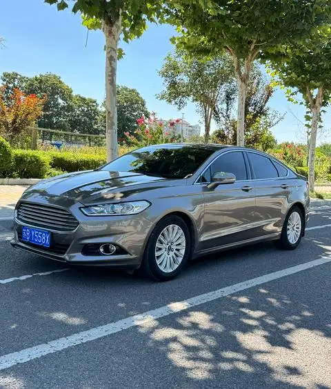 Ford 蒙迪欧 2013