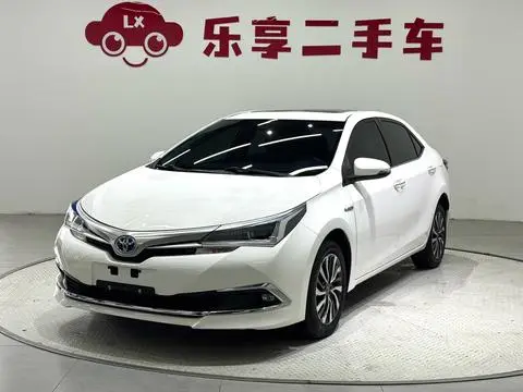 Toyota Corolla 2016 — фото 1