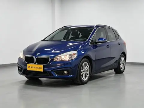 BMW 2 Series 旅行车 2015