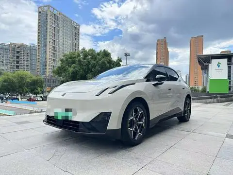 Lynk & Co 20 2025