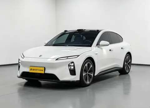 NIO ET5T 2025
