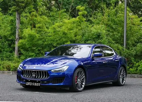 Maserati Ghibli 2019 — фото 1