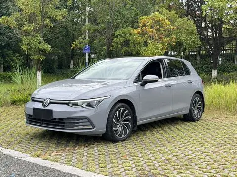 Volkswagen Golf 2021