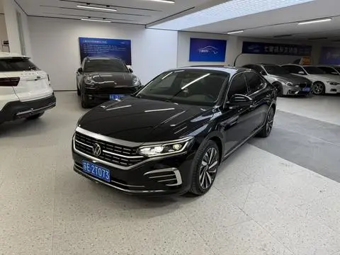 Volkswagen Passat 2022