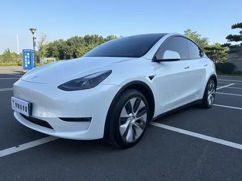 Tesla Model Y 2022 — фото 1