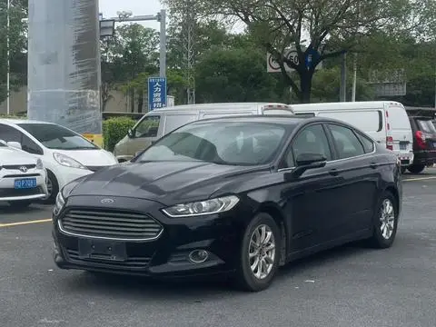 Ford 蒙迪欧 2013