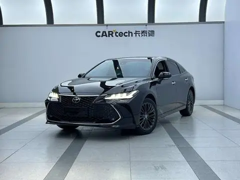 Toyota 亚洲龙 2022 — фото 1