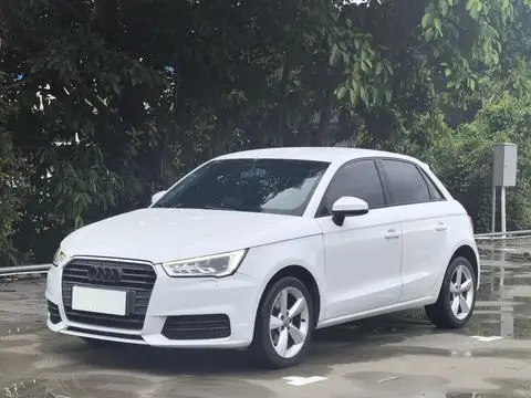 Audi A1 2016