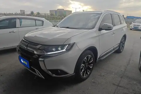 Mitsubishi 欧蓝德 2019