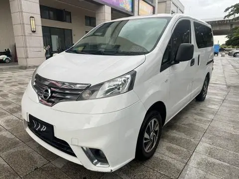Nissan NV200 2016
