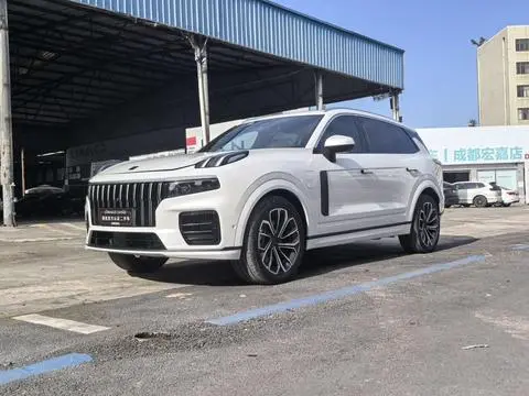 Lynk & Co 09 EM-P 2023
