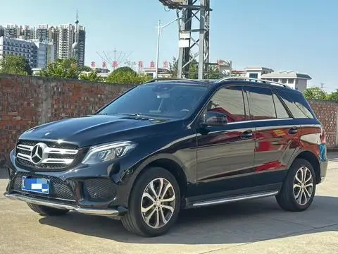 Mercedes-Benz GLE 2015