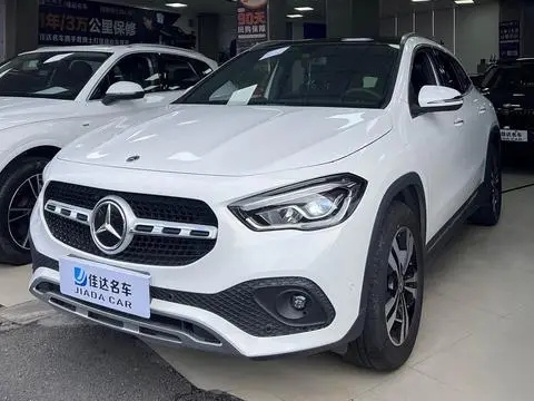 Mercedes-Benz GLA 2020