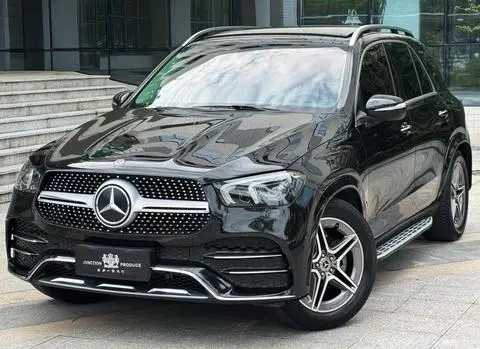 Mercedes-Benz GLE 2020 — фото 1